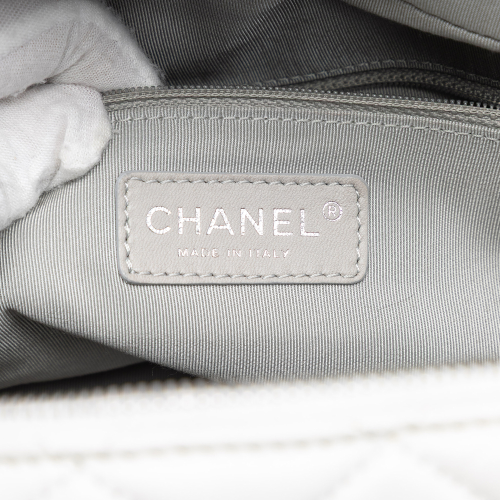 Pre-Loved Chanel CC Lambskin Frame Tote - Picture 5 of 7
